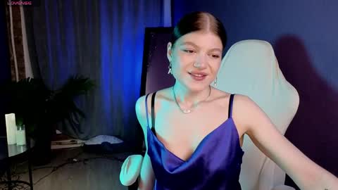 Jenny online show from April 4, 8:06 pm