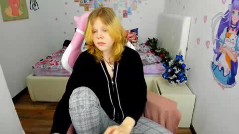 Snapshot of softflame chatting on January 10, 6:48 am softflame online show from January 10, 6:48 am