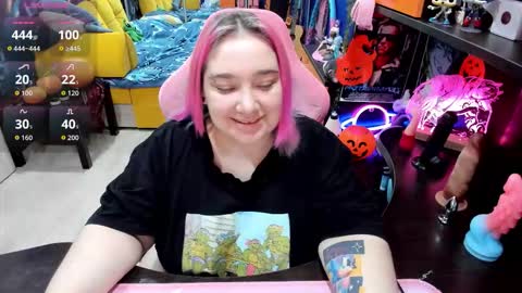 Sofie online show from October 26, 3:45 am