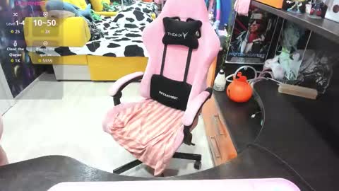 Sofie online show from November 3, 3:08 am