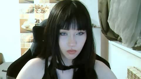 Eva online show from June 9, 6:19 pm