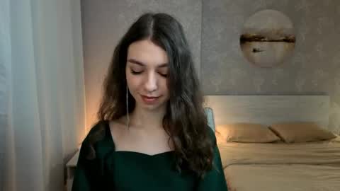 Kelly online show from October 18, 8:26 am