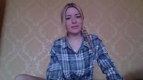 softy_aura online show from May 12, 9:17 am