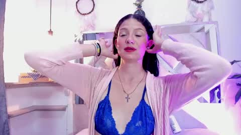   online show from May 10, 1:11 am