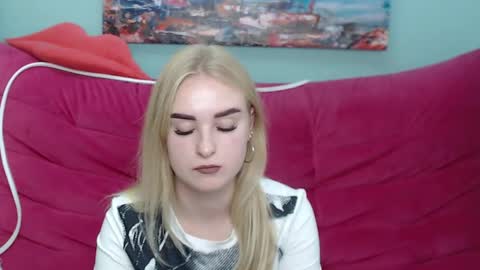 sofysoft online show from October 25, 6:32 am