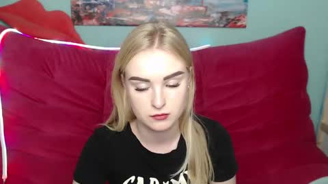 sofysoft online show from November 1, 5:48 pm