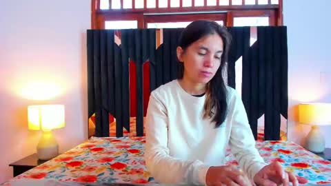 Soffyy  online show from September 13, 12:05 pm