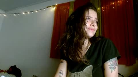 Snapshot of soka_lovers_04_ chatting on February 28, 4:21 am Sofia online show from February 28, 4:21 am