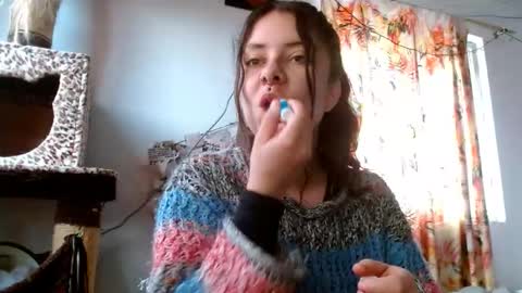 Snapshot of soka_lovers_04_ chatting on November 13, 11:20 am Sofia online show from November 13, 11:20 am