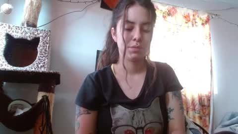 Snapshot of soka_lovers_04_ chatting on November 18, 7:40 pm Sofia online show from November 18, 7:40 pm