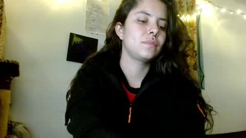 Snapshot of soka_lovers_04_ chatting on January 7, 1:08 am Sofia online show from January 7, 1:08 am