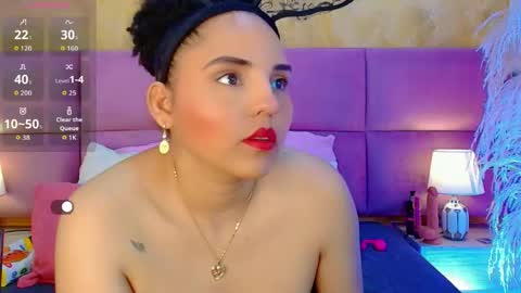 Sol Latiana online show from June 6, 4:50 am