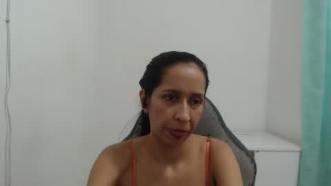 Snapshot of sol_lucia chatting on February 12, 2:12 pm Sol lucia online show from February 12, 2:12 pm