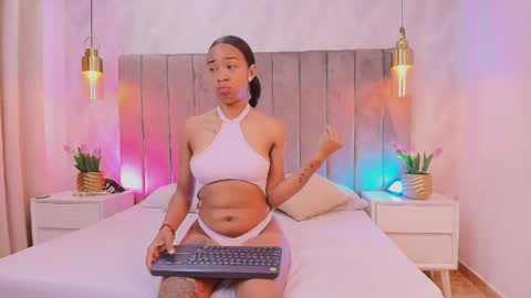 SOL  THIAGO online show from April 1, 7:22 pm