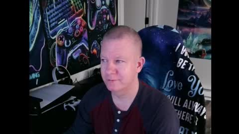 Snapshot of solarlunar1 chatting on January 16, 12:36 am just ask online show from January 16, 12:36 am