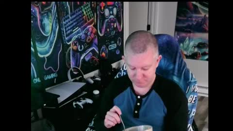 Snapshot of solarlunar1 chatting on February 19, 4:03 pm just ask online show from February 19, 4:03 pm