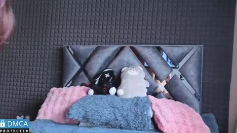 Sol  online show from November 11, 7:36 pm