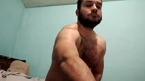 Snapshot of solemnet72 chatting on April 7, 6:14 am solemnet72 online show from April 7, 6:14 am