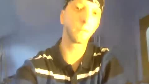Snapshot of solid_flow chatting on July 5, 6:15 pm solid_flow online show from July 5, 6:15 pm