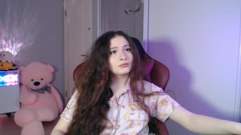Becky online show from April 28, 7:08 pm