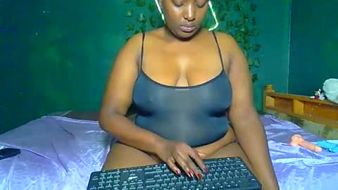 Solly bunny online show from May 17, 1:25 am