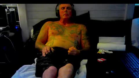 I love watching beautiful women play with themselves online show from June 20, 11:29 pm