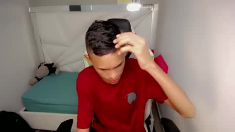 ESTEBAN online show from May 25, 4:40 am
