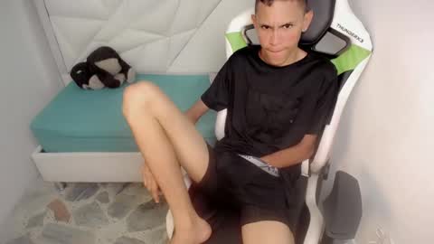 ESTEBAN online show from May 29, 4:54 am