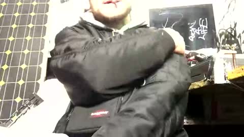 Snapshot of son_e_blacc chatting on December 7, 8:11 am Soni online show from December 7, 8:11 am