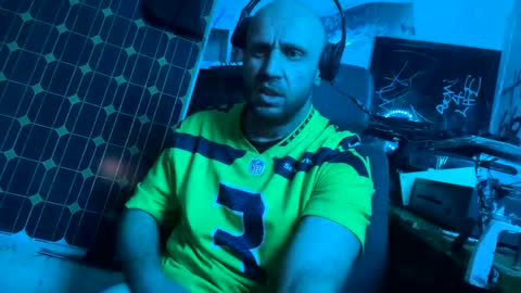 Snapshot of son_e_blacc chatting on January 25, 11:02 am Soni online show from January 25, 11:02 am