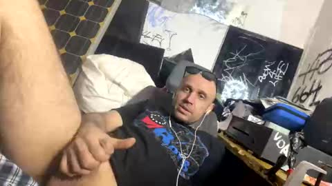 Snapshot of son_e_blacc chatting on February 6, 7:40 pm Soni online show from February 6, 7:40 pm