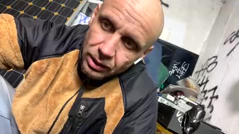 Snapshot of son_e_blacc chatting on February 13, 4:17 pm Soni online show from February 13, 4:17 pm