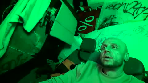 Snapshot of son_e_blacc chatting on March 7, 1:07 pm Soni online show from March 7, 1:07 pm