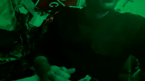 Snapshot of son_e_blacc chatting on October 15, 2:33 am Soni online show from October 15, 2:33 am