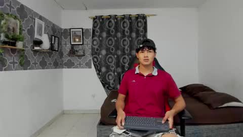 son_hades online show from November 3, 3:30 am