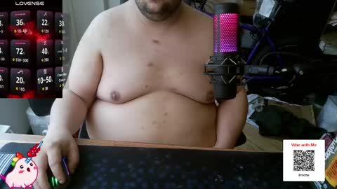 Snapshot of sonblok222 chatting on April 9, 12:32 pm sonblok222 online show from April 9, 12:32 pm