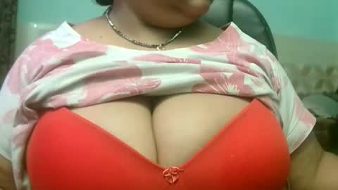 soni88888 online show from October 4, 8:34 am