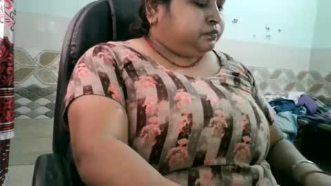 soni88888 online show from May 19, 4:41 am