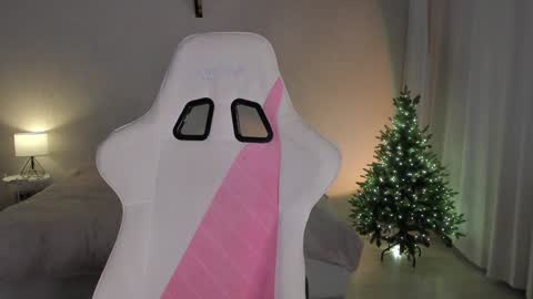 sonia_moon_ online show from December 13, 6:21 am