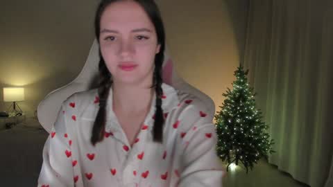 sonia_moon_ online show from January 6, 2:04 am
