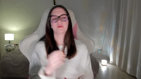 sonia_moon_ online show from January 15, 1:23 am