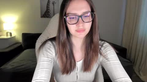 sonia_moon_ online show from March 2, 5:12 am