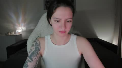 sonia_moon_ online show from September 22, 2:24 am