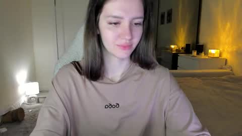 sonia_moon_ online show from October 9, 3:04 am