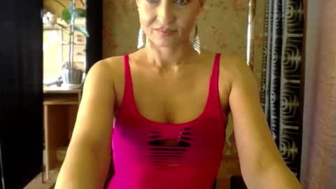 Snapshot of soniadance chatting on March 28, 2:49 pm Sonia online show from March 28, 2:49 pm