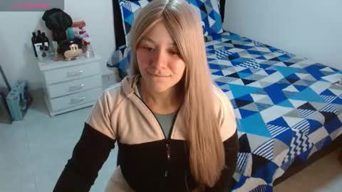 soniahardass online show from October 1, 12:55 pm