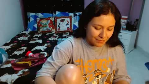 soniaplayass online show from December 17, 12:23 am