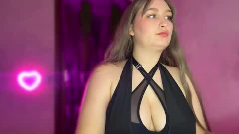 OksiFels online show from November 10, 11:15 pm