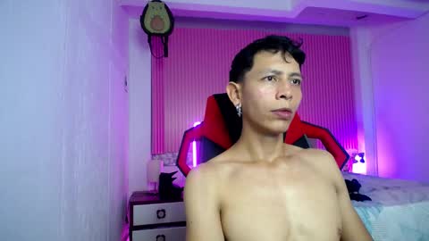 Snapshot of sonic_jess07 chatting on March 22, 10:07 am sonic_jess07 online show from March 22, 10:07 am