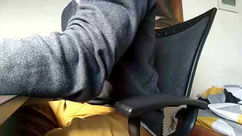 Snapshot of sonicegay chatting on December 19, 8:43 am sonicegay online show from December 19, 8:43 am